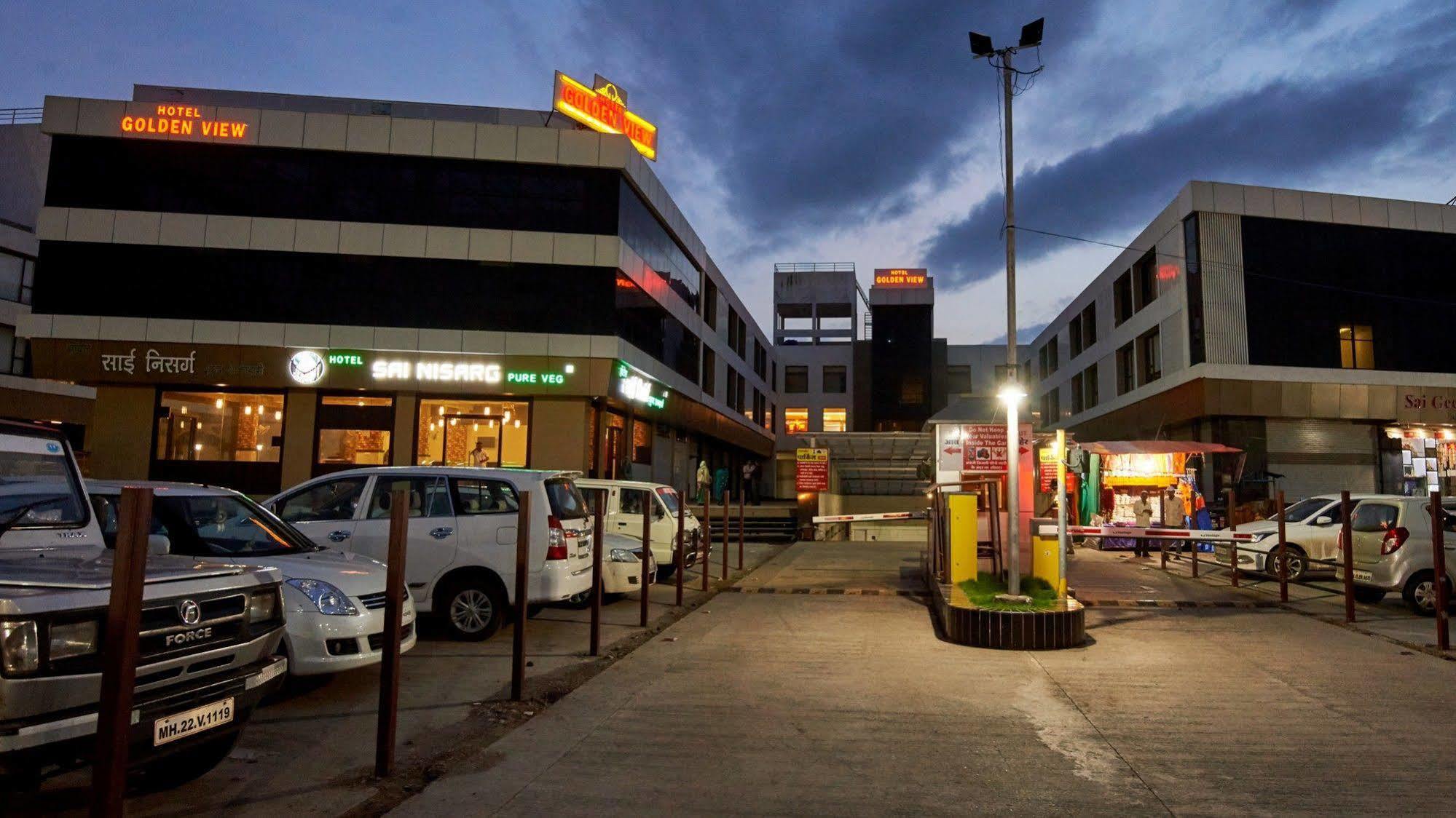 Hotel Golden View Shirdi Exterior photo